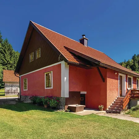 5 Bedroom Lovely In Gorski Kotar Prázdninový dům