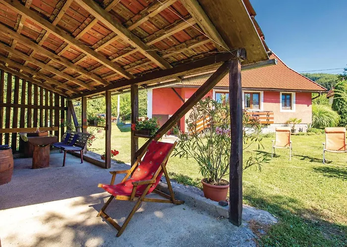 5 Bedroom Lovely In Gorski Kotar Nyaraló *