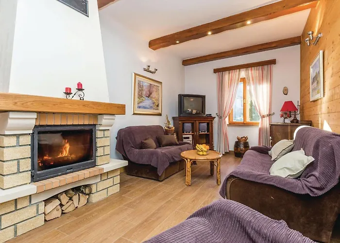 5 Bedroom Lovely In Gorski Kotar Nyaraló Brod na Kupi