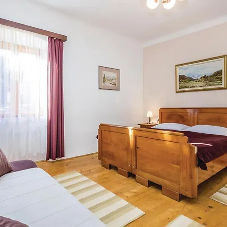 5 Bedroom Lovely In Gorski Kotar